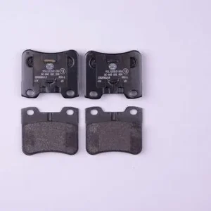 HELLA Bremsbelagsatz, Scheibenbremse 8DB 355 008-301 Direkt Vom Hersteller